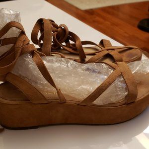 KLIK  Keri Gladiator Platform Sandals